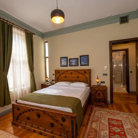 Lejlighedshotel O'pera Okanli 5*