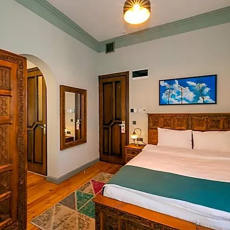 O'pera Okanlı İstanbul
