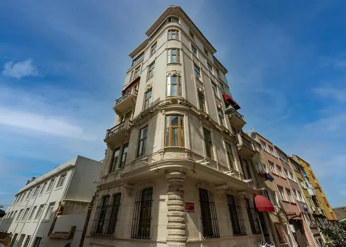 O'pera Okanli Istambul