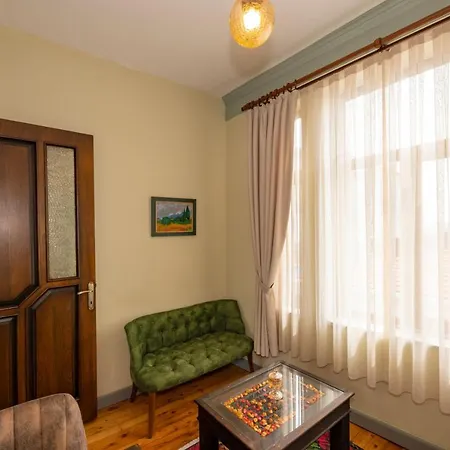 O'pera Okanli Istanbul