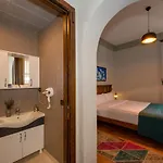 Hotel apartamentowy O'pera Okanli 5*